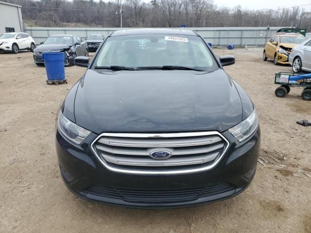 2016 Ford Taurus SEL