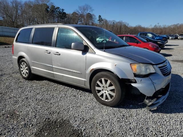 2016 Chrysler Town & Country Touring