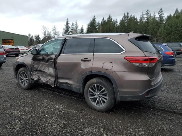 2019 Toyota Highlander SE