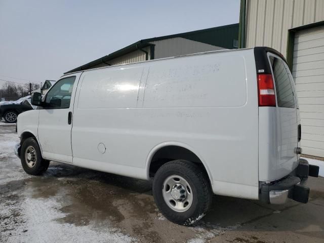 2020 Chevrolet Express G2500