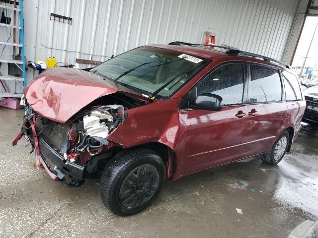 2005 Toyota Sienna CE