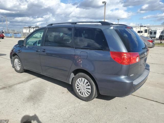 2010 Toyota Sienna CE