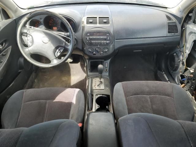 2002 Nissan Altima Base