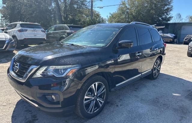 2020 Nissan Pathfinder Platinum