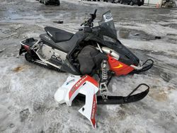 Polaris Vehiculos salvage en venta: 2016 Polaris Snowmobile