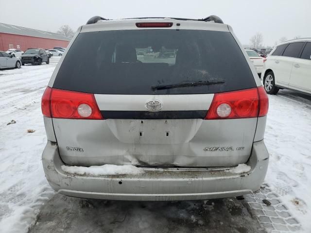 2010 Toyota Sienna CE