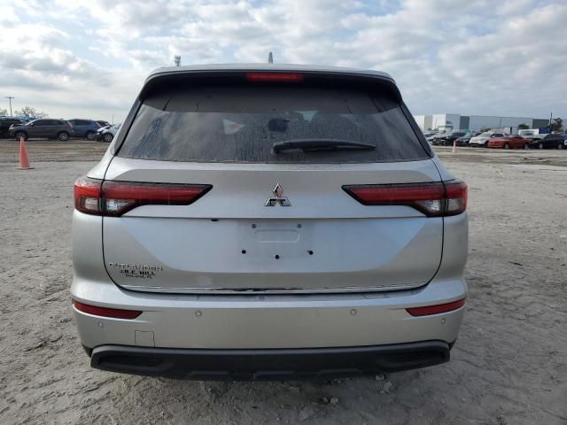 2022 Mitsubishi Outlander ES