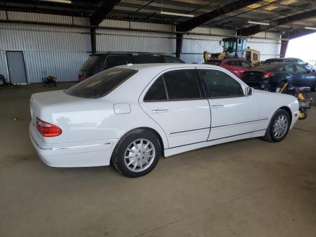 2001 Mercedes-Benz E 320