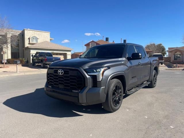 2022 Toyota Tundra Crewmax SR