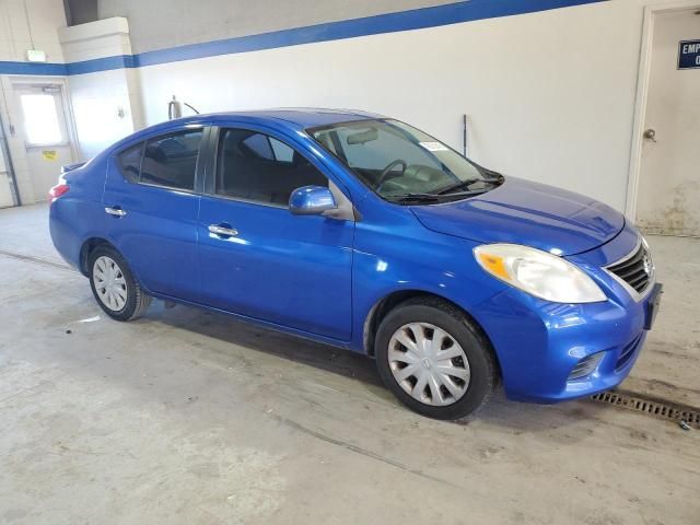 2013 Nissan Versa S