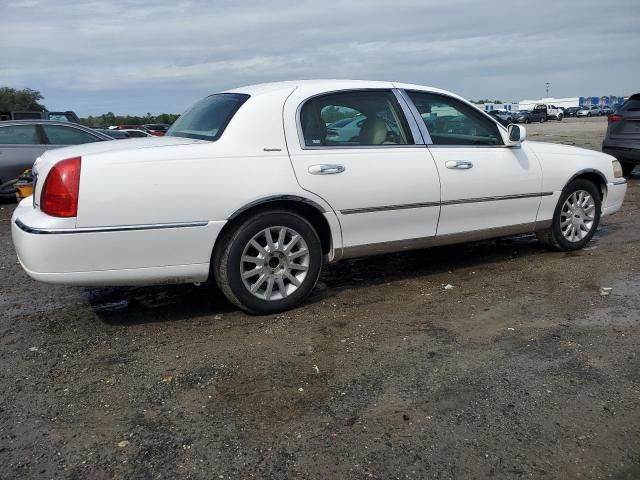 2006 Lincoln Town Car Signature