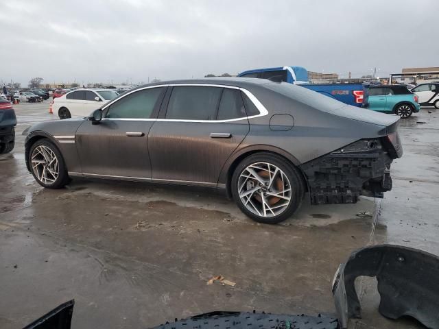 2023 Genesis G90