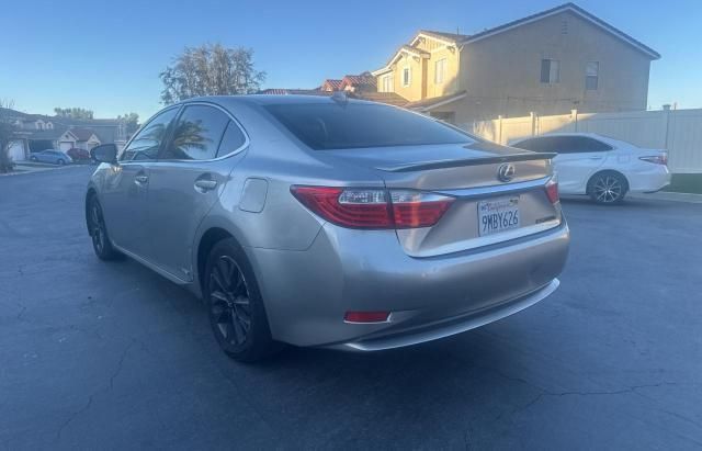 2015 Lexus ES 300H