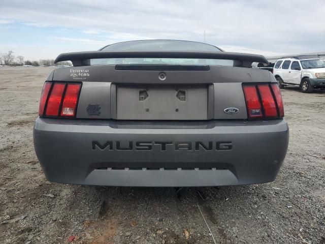 2004 Ford Mustang