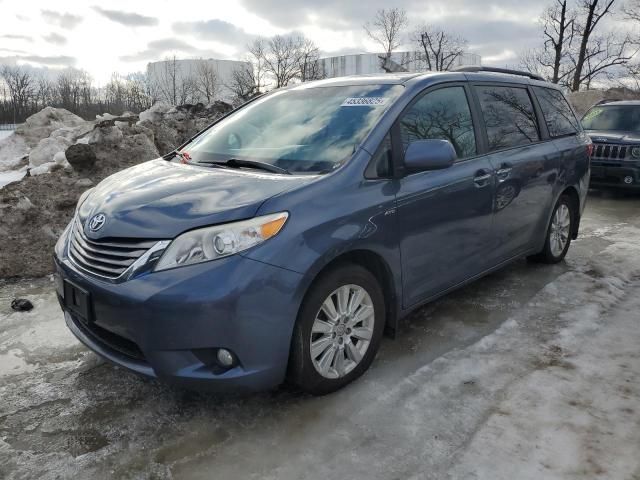 2016 Toyota Sienna XLE