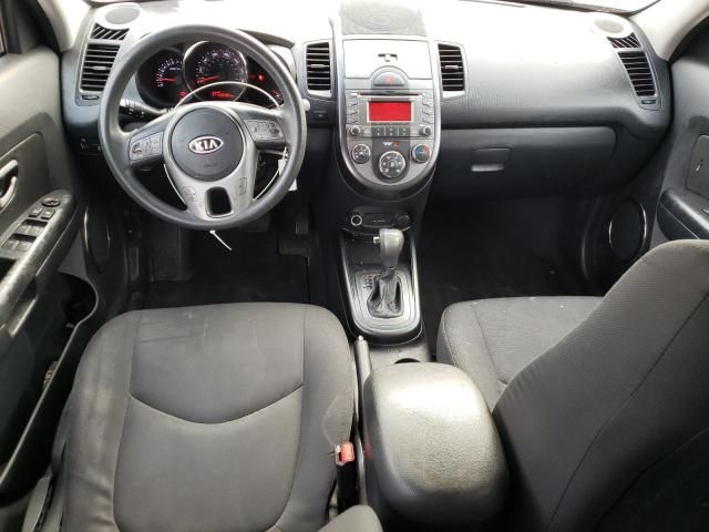 2011 KIA Soul +