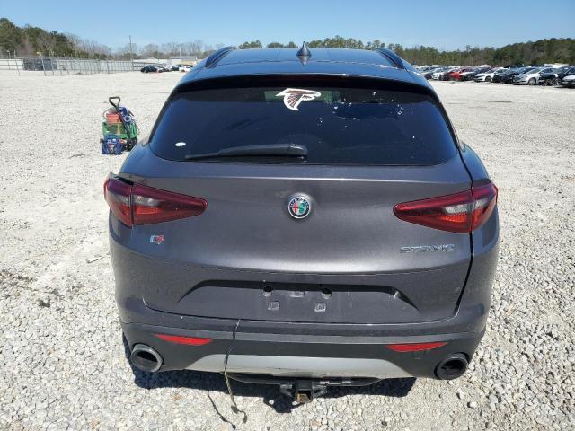 2018 Alfa Romeo Stelvio ti Sport