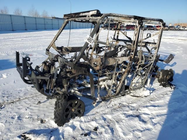 2020 Can-Am Defender Max Limited Cab HD10