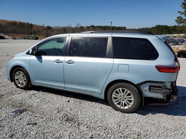 2015 Toyota Sienna XLE