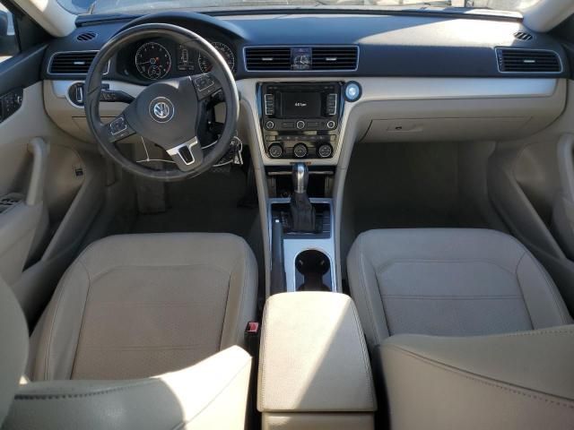 2013 Volkswagen Passat SE