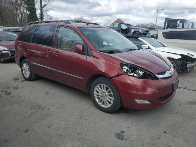 2008 Toyota Sienna XLE