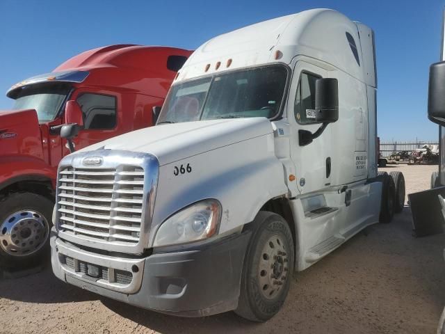 2016 Freightliner Cascadia 125