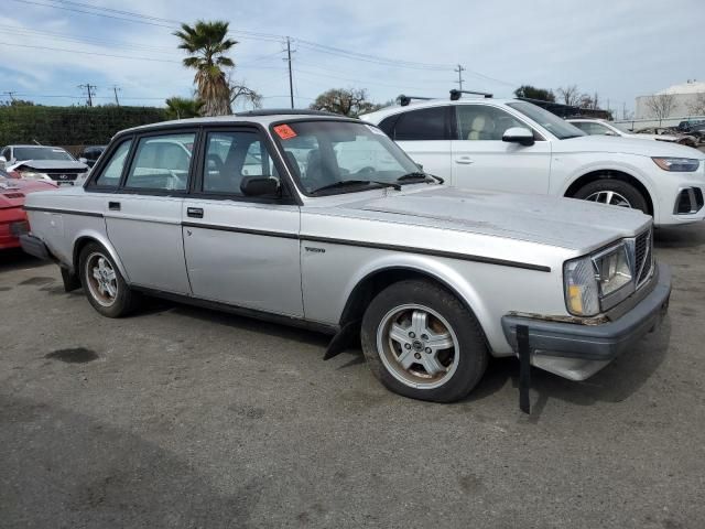 1984 Volvo 244 DLT