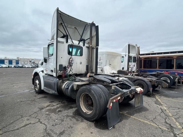 2016 Peterbilt 579