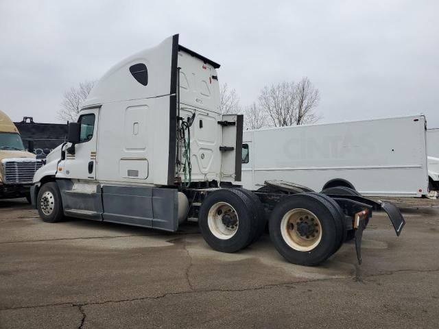 2018 Freightliner Cascadia 125