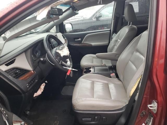 2015 Toyota Sienna XLE