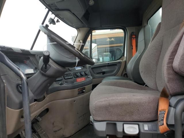 2015 Freightliner Cascadia 125