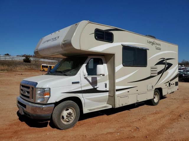 2014 Ford Econoline E350 Super Duty Cutaway Van