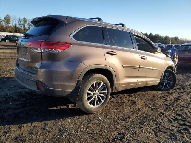 2018 Toyota Highlander SE