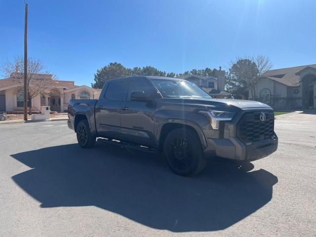 2022 Toyota Tundra Crewmax SR