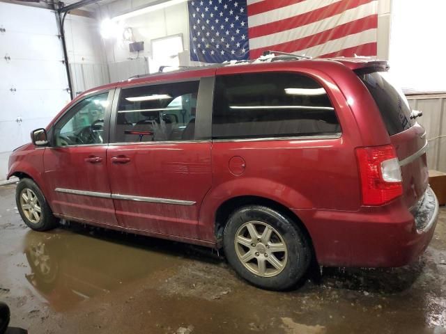 2012 Chrysler Town & Country Touring