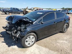 KIA Vehiculos salvage en venta: 2017 KIA Forte LX