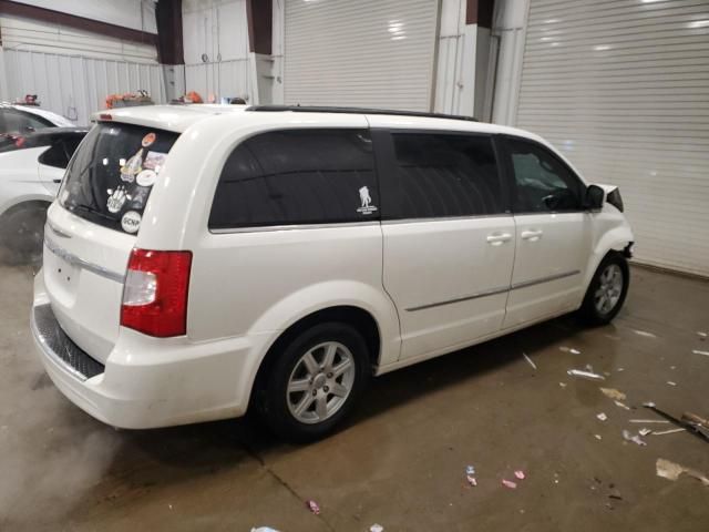 2011 Chrysler Town & Country Touring