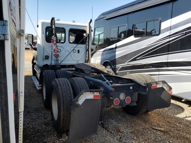 2019 Freightliner Cascadia Semi Truck