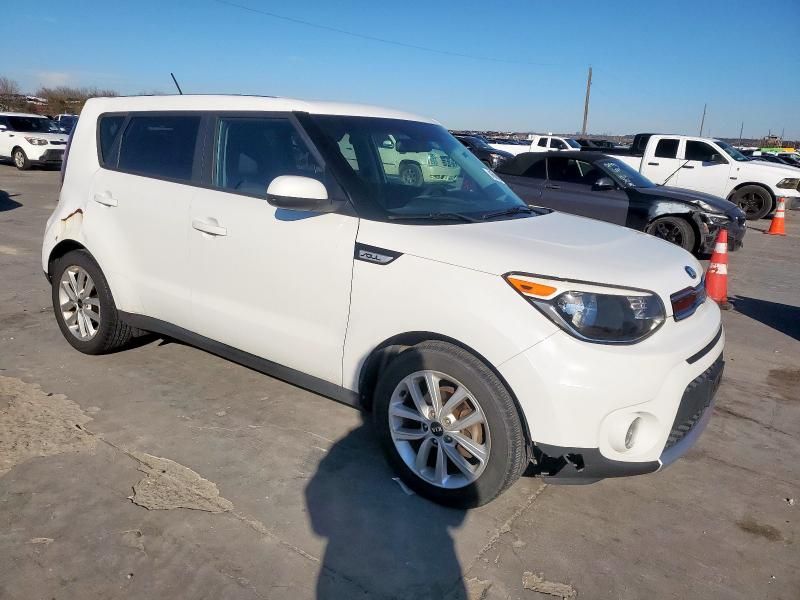 2018 KIA Soul +