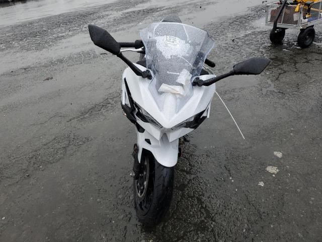2025 Kawasaki EX500