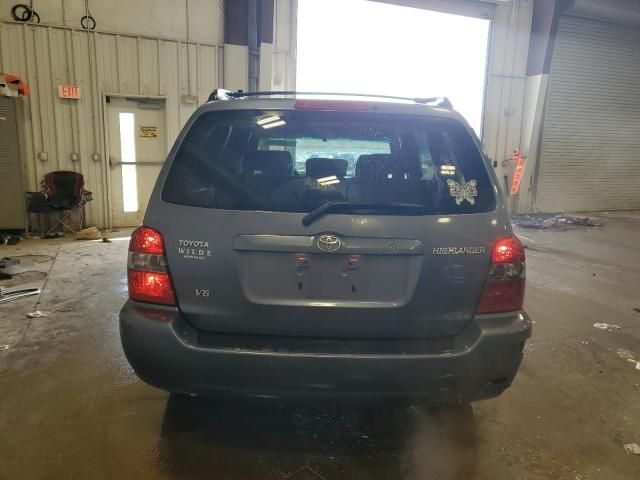 2004 Toyota Highlander Base