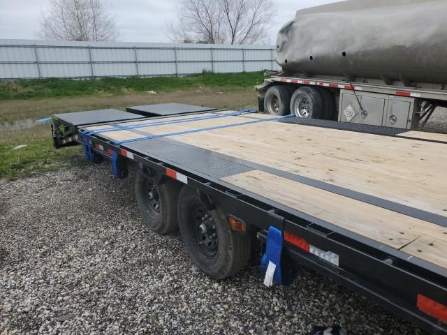 2025 Load Trail Gooseneck