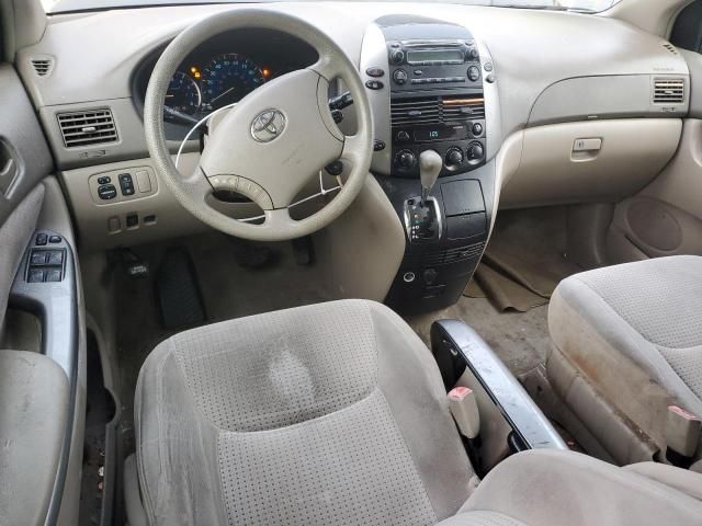 2006 Toyota Sienna CE