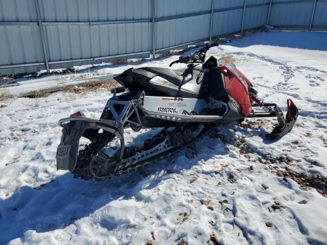 2015 Polaris Snowmobile