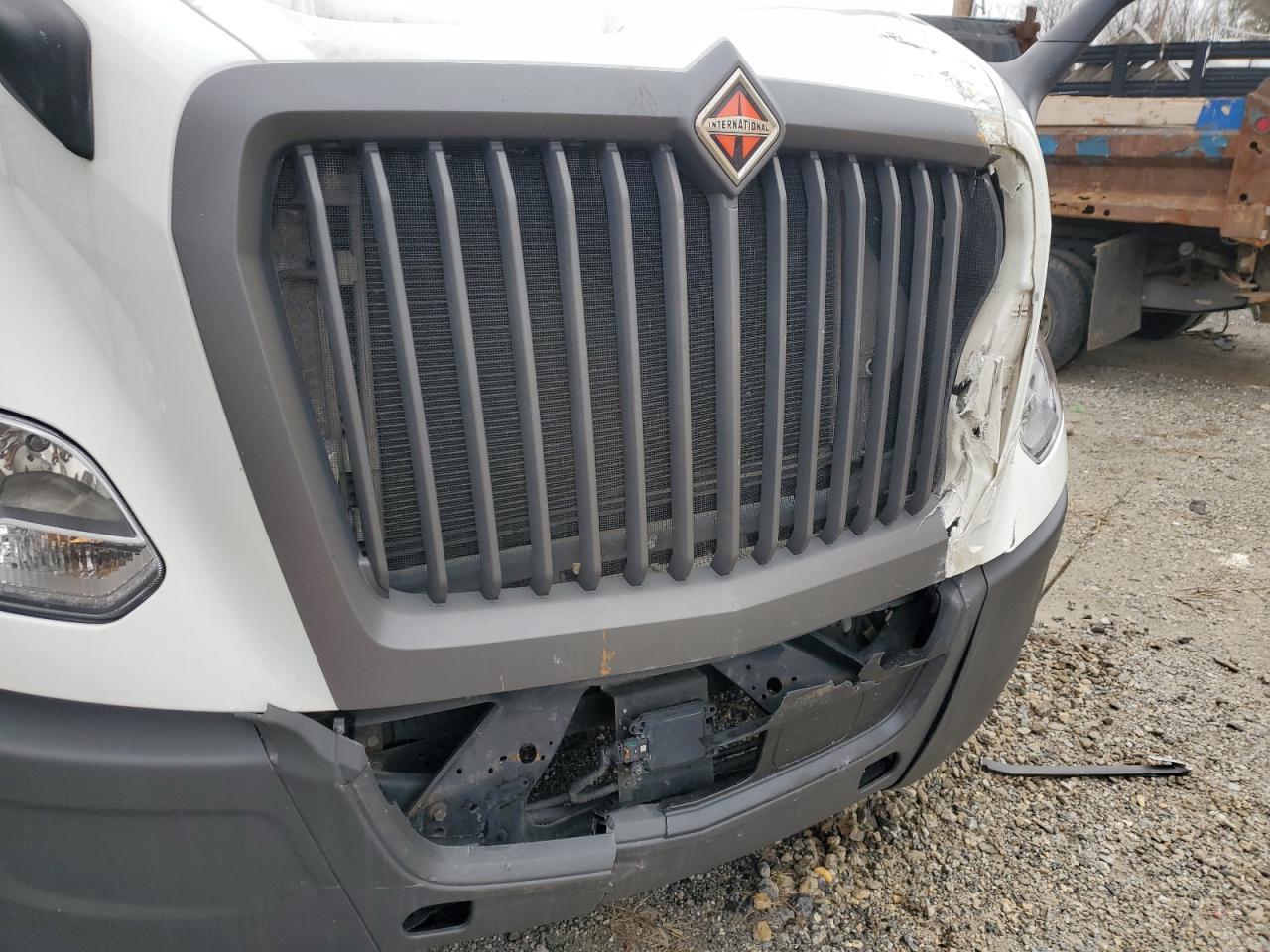 2020 International LT625