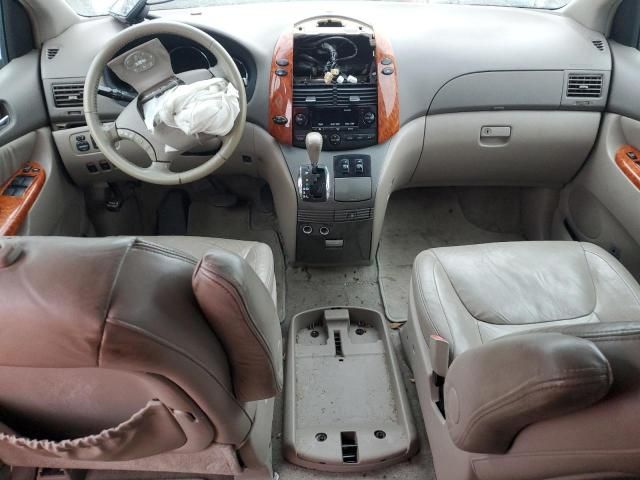 2008 Toyota Sienna XLE