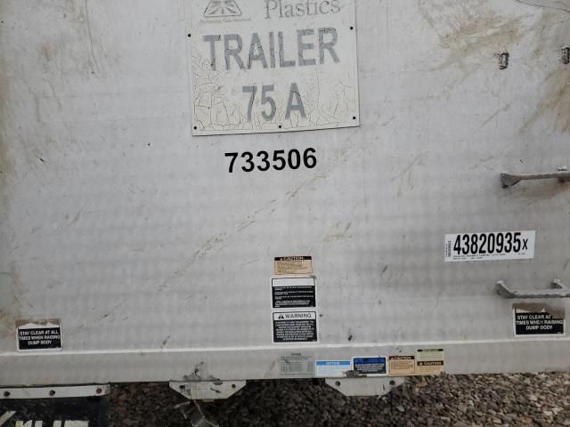 2016 Arrow Dump Trailer