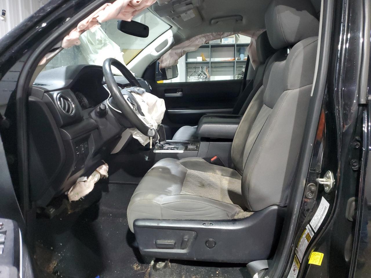 2017 Toyota Tundra SR5