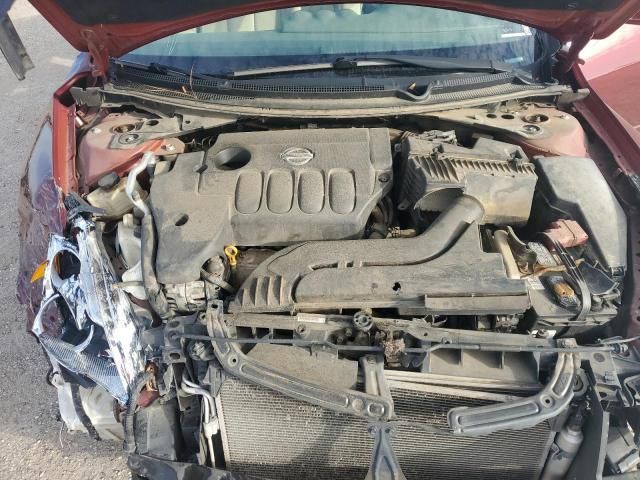 2010 Nissan Altima Base