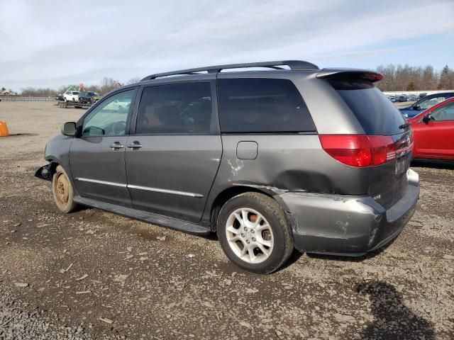 2004 Toyota Sienna XLE